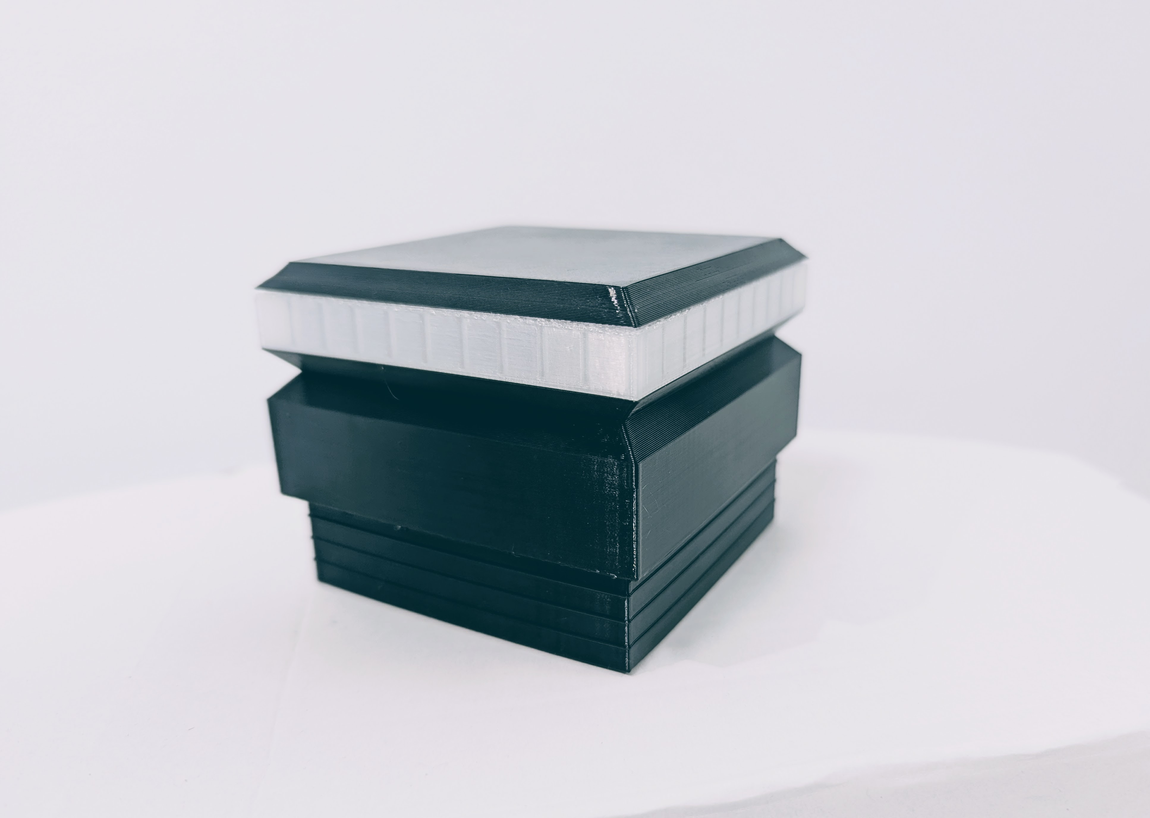 3D-prinditud dekoratiivlamp (PC)